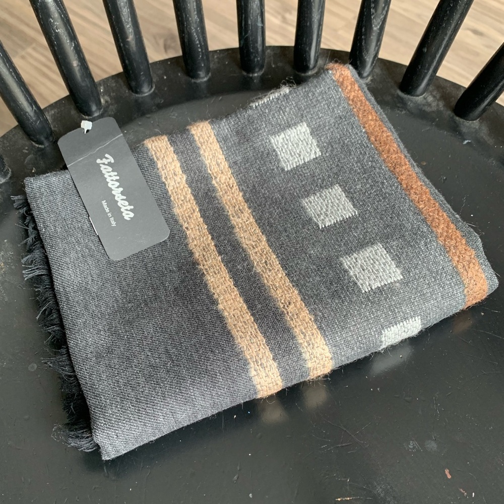 Italy - Fattorseta 6’ Scarf / Shawl